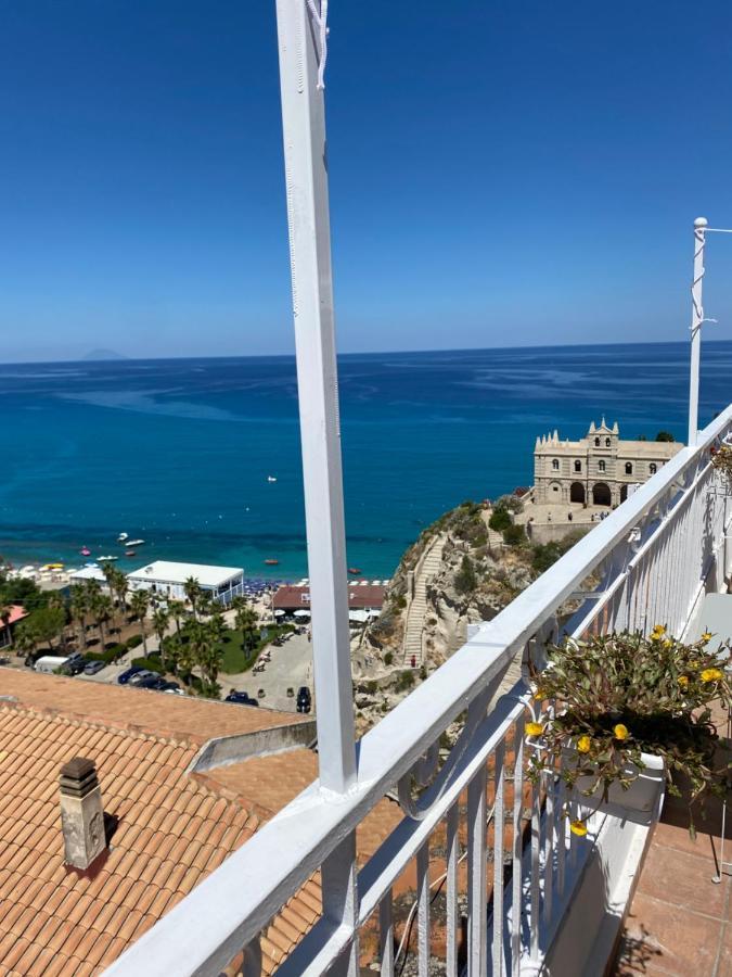 Hotel BlueMind Tropea Exterior foto