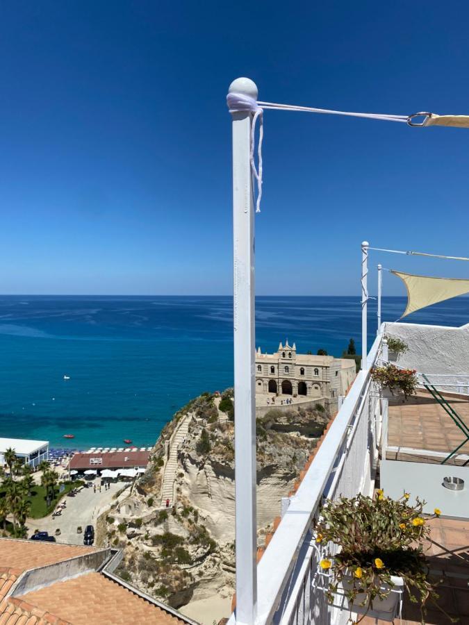 Hotel BlueMind Tropea Exterior foto