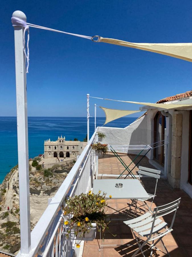 Hotel BlueMind Tropea Exterior foto