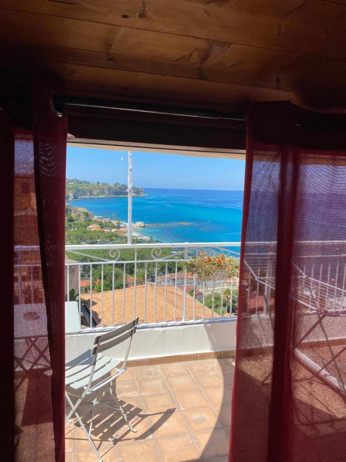Hotel BlueMind Tropea Exterior foto